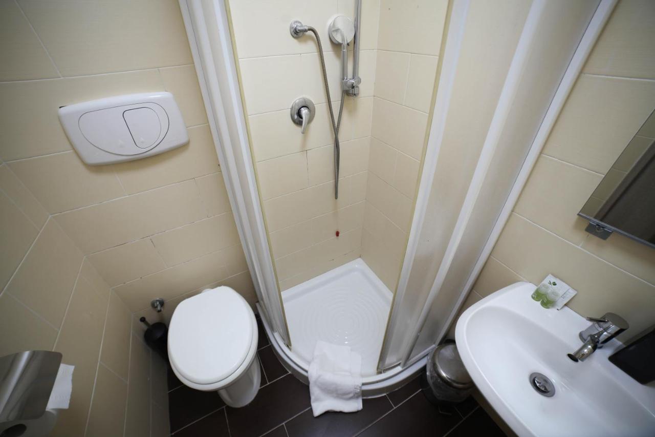 Kaydee Guesthouse 로마 외부 사진